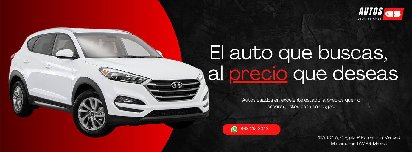 Auto seminuevo blanco en exhibición